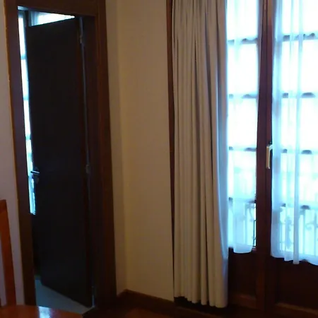 Hotel La Plaza I 2*