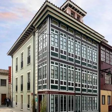 Hotel La Plaza I Luanco