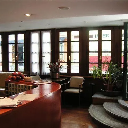 Hotel La Plaza I