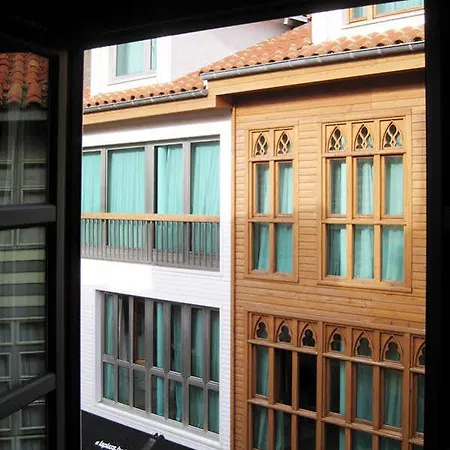 La Plaza I Hotel 2*