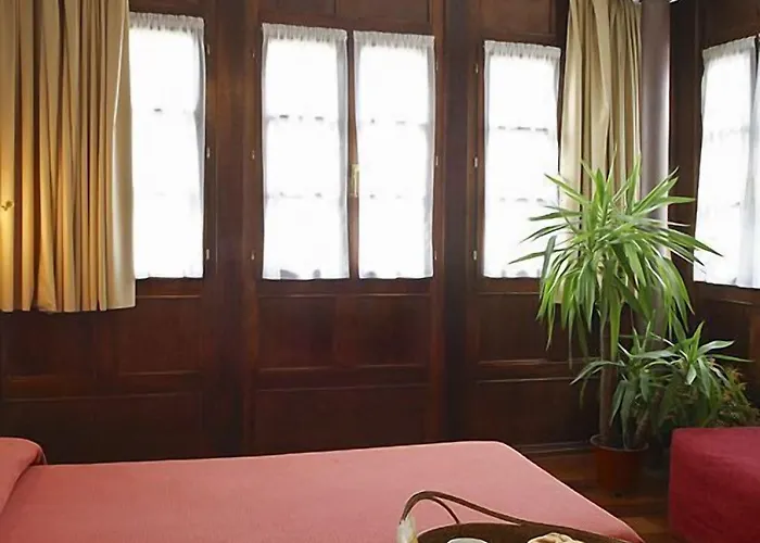 La Plaza I Hotel Luanco