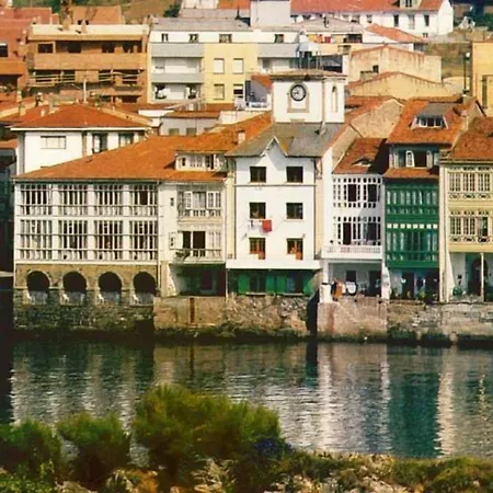 Hotel La Plaza I Luanco