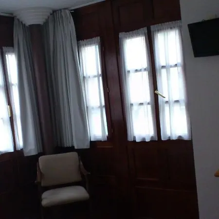 La Plaza I Hotel Luanco